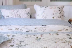 Sierkussen Quilted Kawai Flower Wit